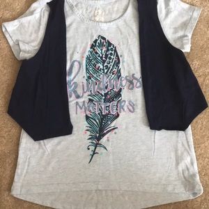 Girls shirt sleeve shirt